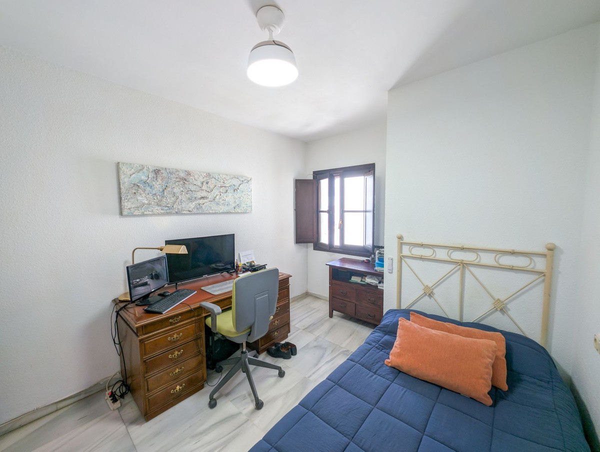 3 Bed Apartment for sale in Marbella Costa Del Sol, Málaga, Spain