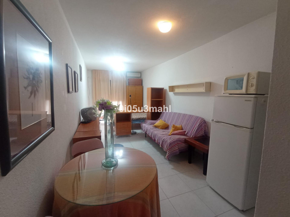 Se vende Estudio Planta Media  en Málaga Ciudad, Málaga, España