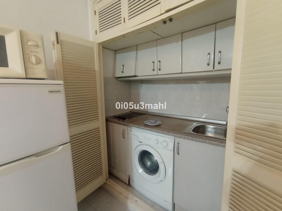 Se vende Estudio Planta Media  en Málaga Ciudad, Málaga, España