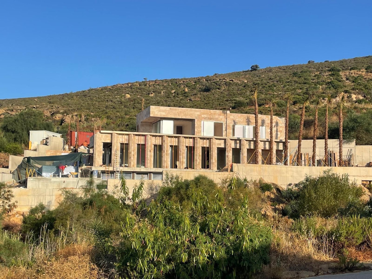 Se vende Villa - Chalet de 4 dormitorios en Costa Del Sol, Cadiz, España
