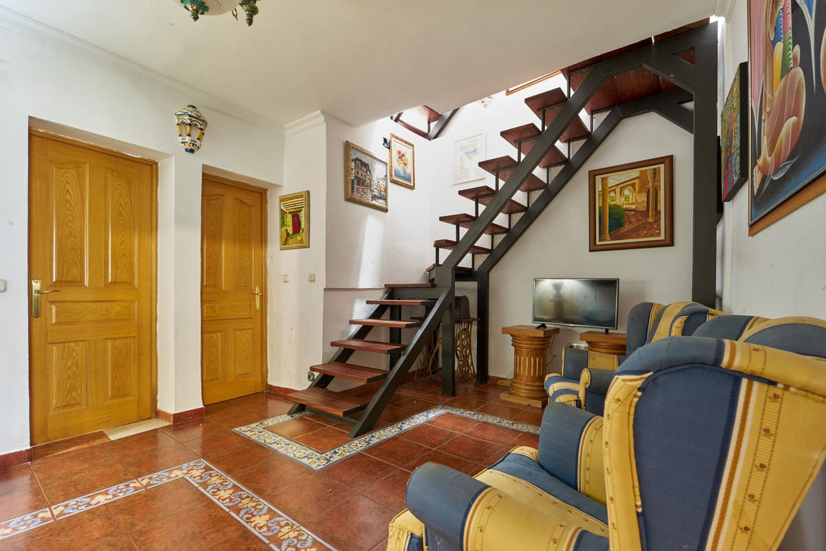 7 Bed Townhouse for sale in Marbella Costa Del Sol, Málaga, Spain