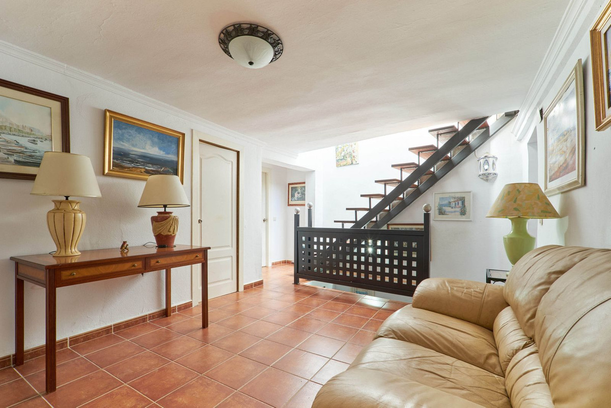 7 Bed Townhouse for sale in Marbella Costa Del Sol, Málaga, Spain