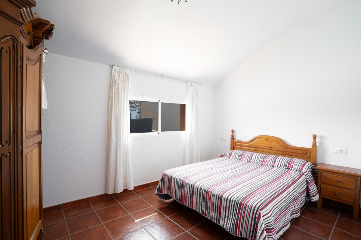 Se vende Villa - Chalet de 5 dormitorios en Costa Blanca, Alicante, España
