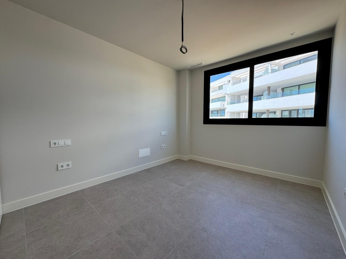 3 Bed Apartment for sale in Estepona Costa Del Sol, Málaga, Spain
