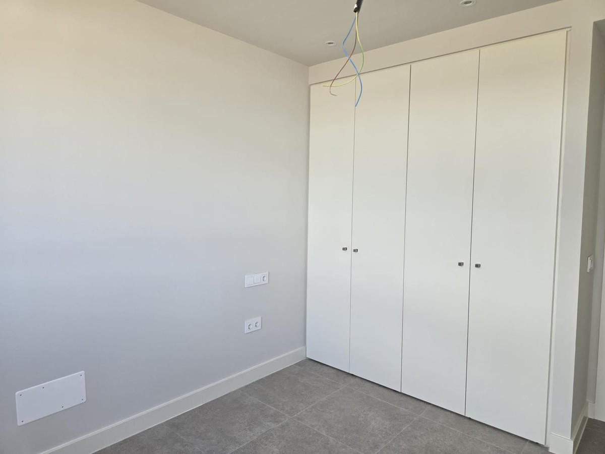 3 Bed Apartment for sale in Estepona Costa Del Sol, Málaga, Spain