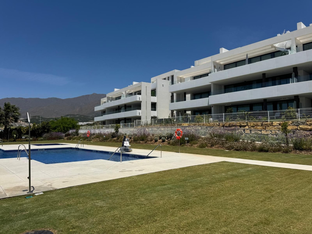 3 Bed Apartment for sale in Estepona Costa Del Sol, Málaga, Spain