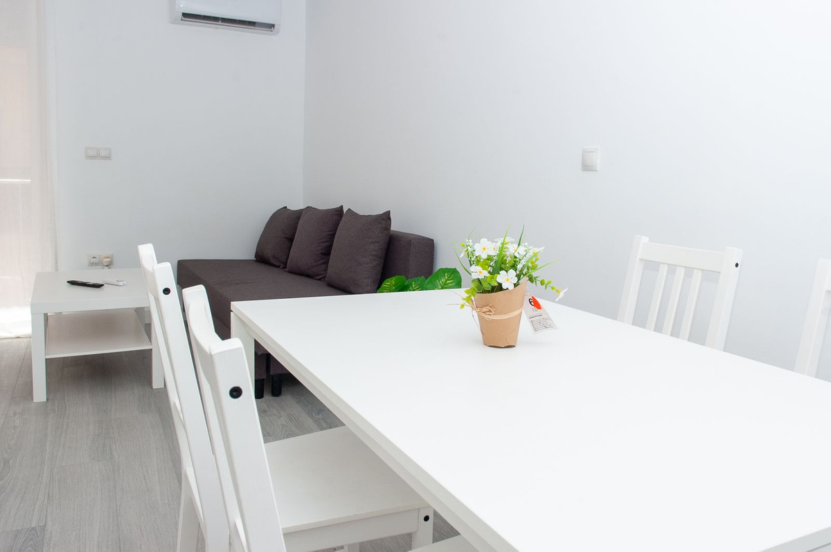 1 Bed Apartment for sale in Fuengirola Costa Del Sol, Málaga, Spain