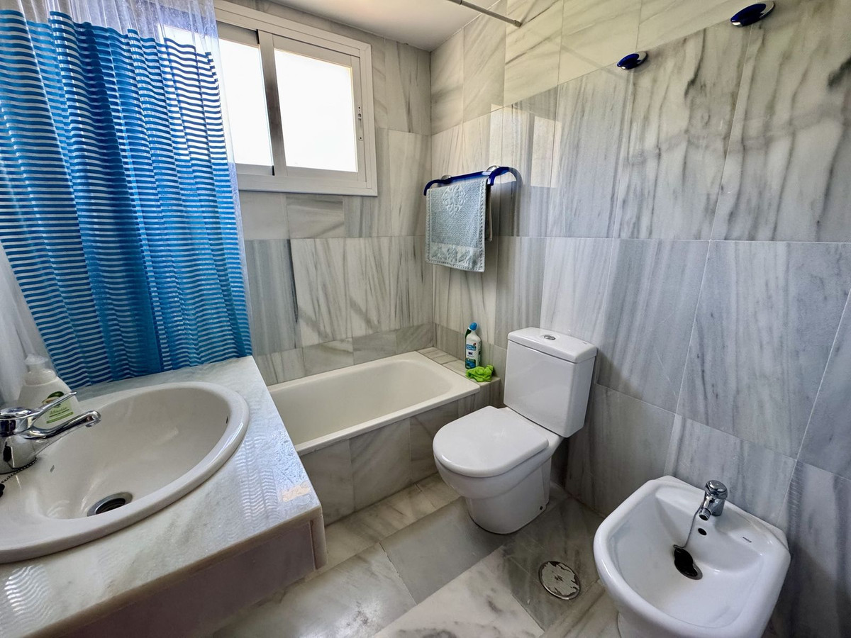 3 Bed Apartment for sale in Marbella Costa Del Sol, Málaga, Spain