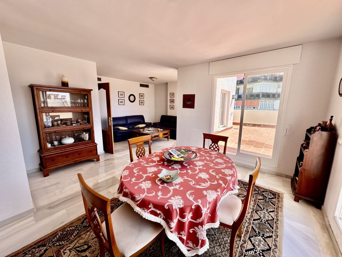 3 Bed Apartment for sale in Marbella Costa Del Sol, Málaga, Spain