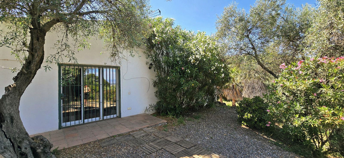Se vende Villa - Chalet de 3 dormitorios en Costa Del Sol, Málaga, España