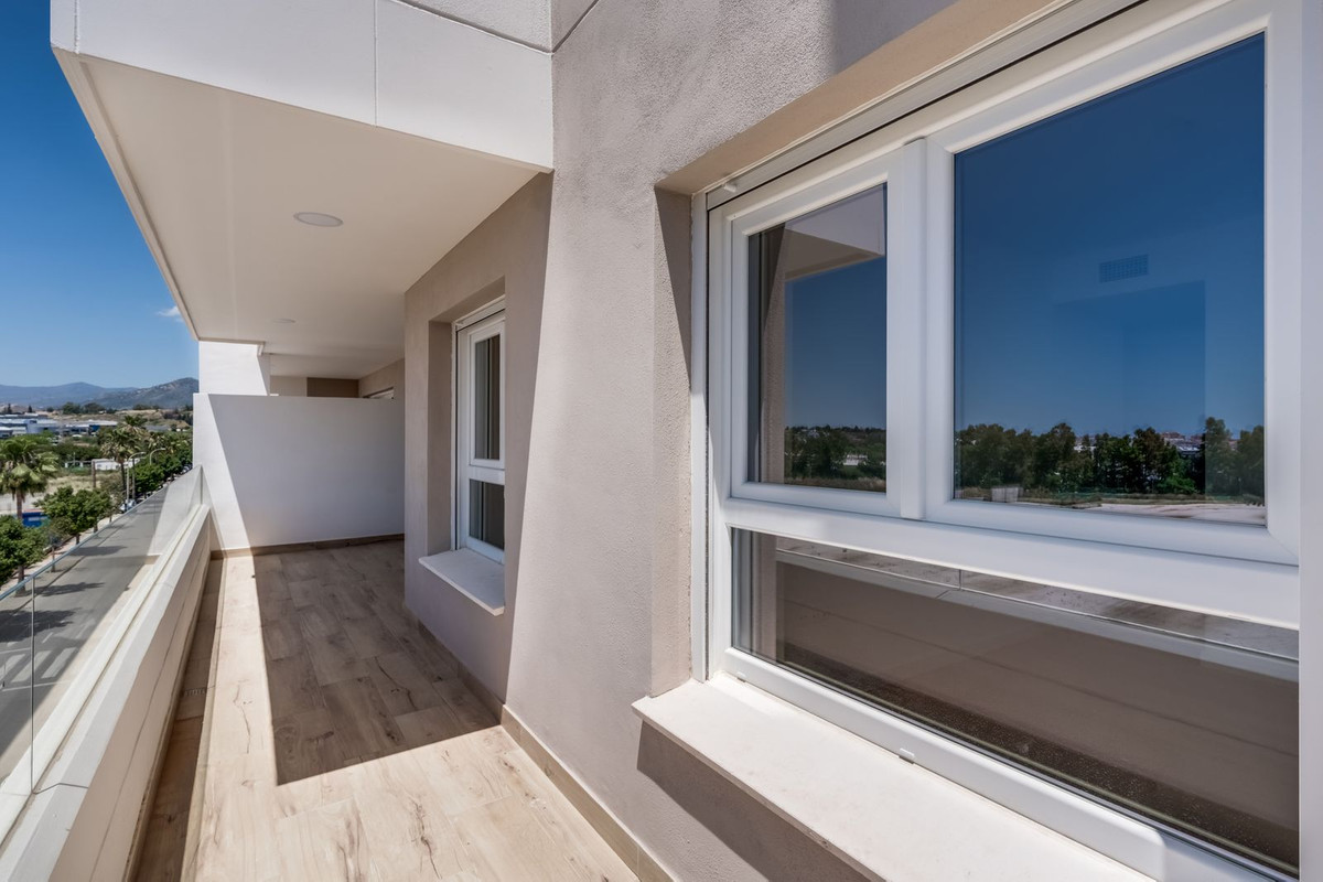 Se vende Apartamento Planta Media de 3 dormitorios en Costa Del Sol, Málaga, España