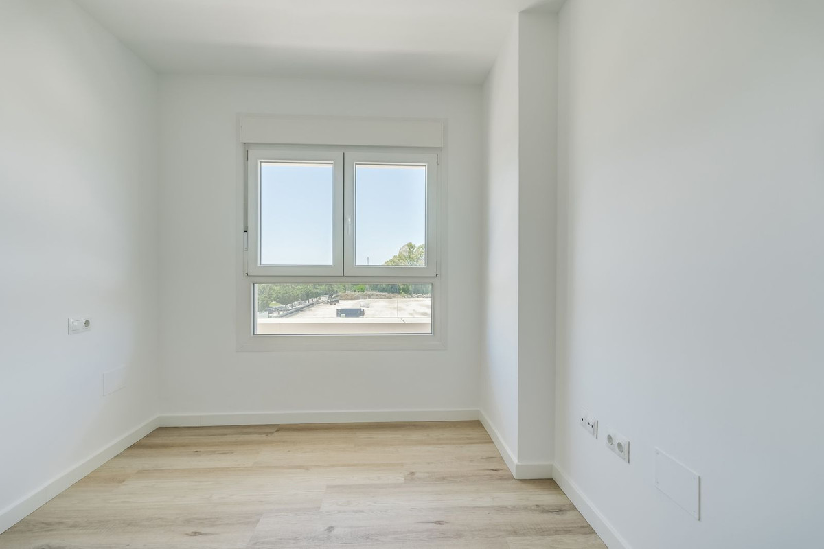 Se vende Apartamento Planta Media de 3 dormitorios en Costa Del Sol, Málaga, España