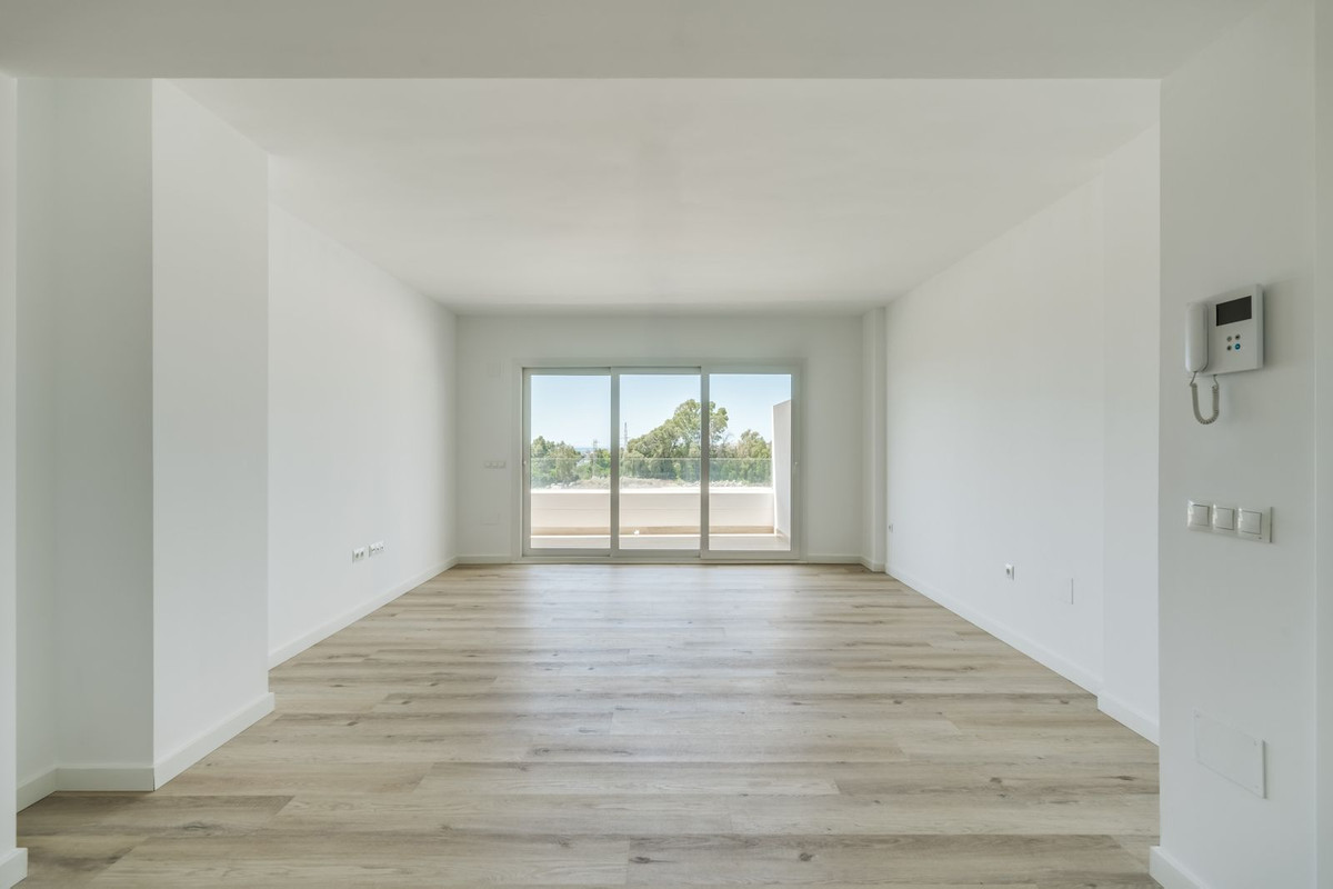 Se vende Apartamento Planta Media de 3 dormitorios en Costa Del Sol, Málaga, España