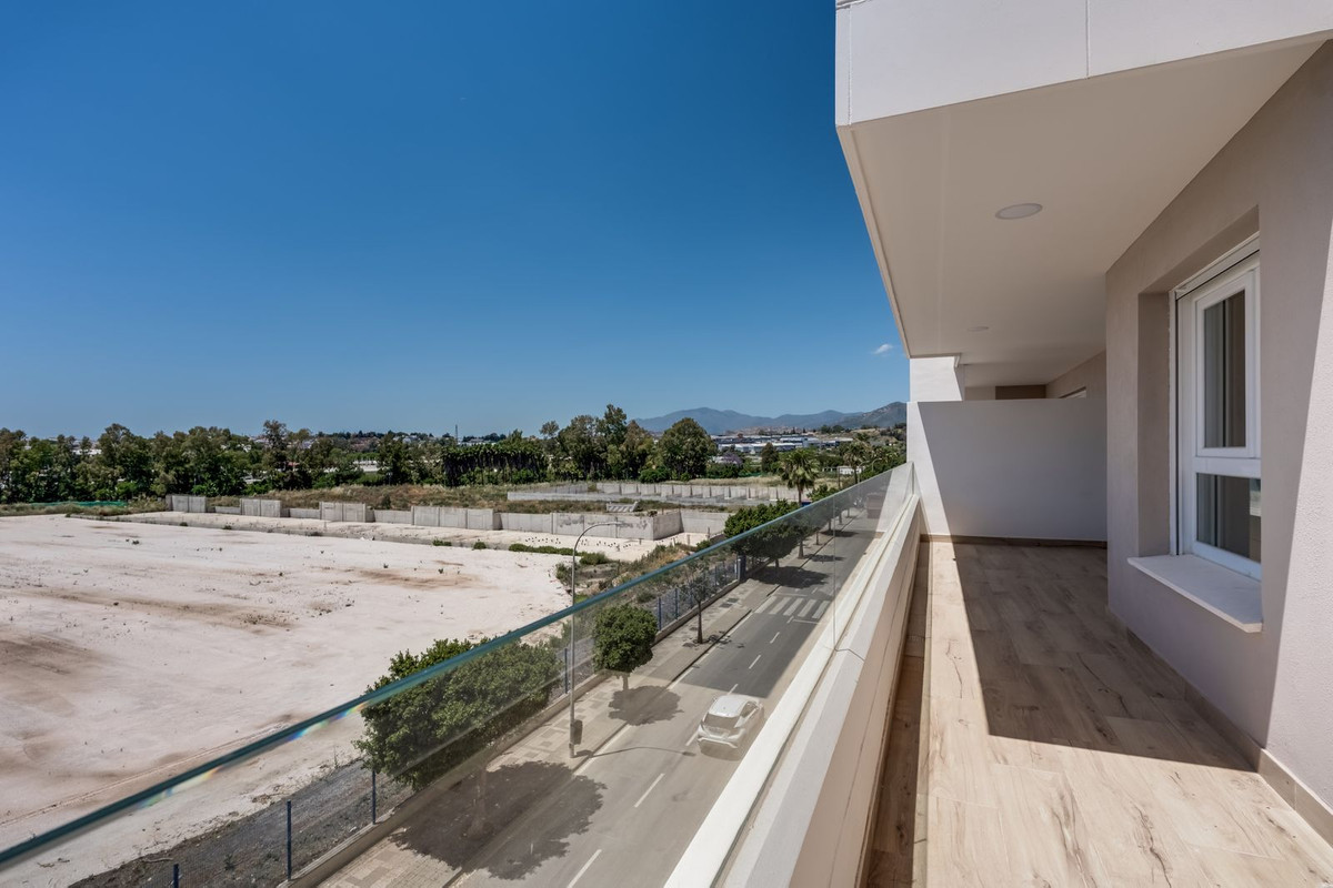 Se vende Apartamento Planta Media de 3 dormitorios en Costa Del Sol, Málaga, España