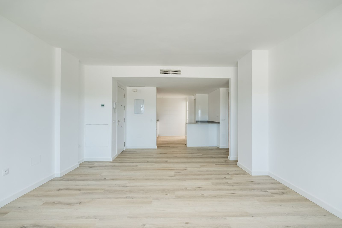 Se vende Apartamento Planta Media de 3 dormitorios en Costa Del Sol, Málaga, España