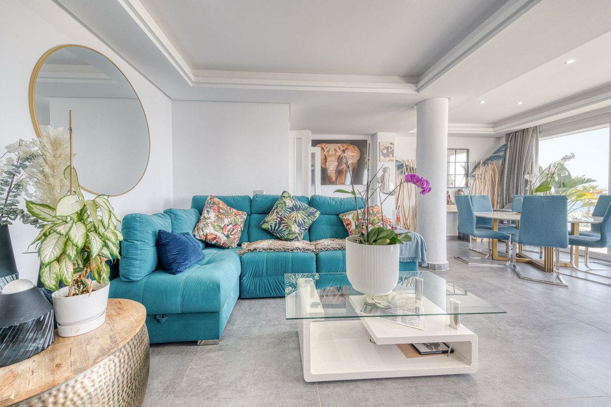5 Bed Townhouse for sale in Estepona Costa Del Sol, Málaga, Spain