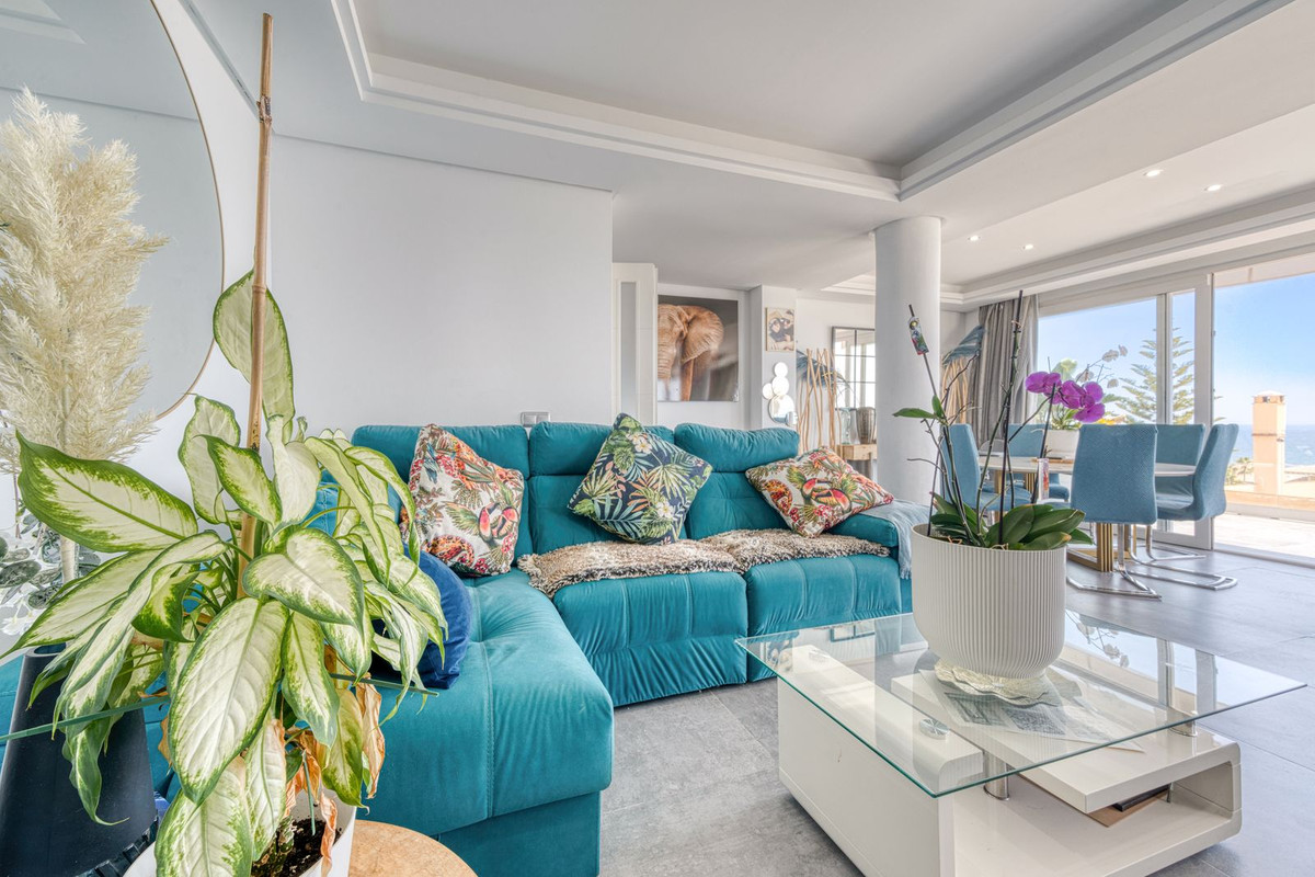 5 Bed Townhouse for sale in Estepona Costa Del Sol, Málaga, Spain