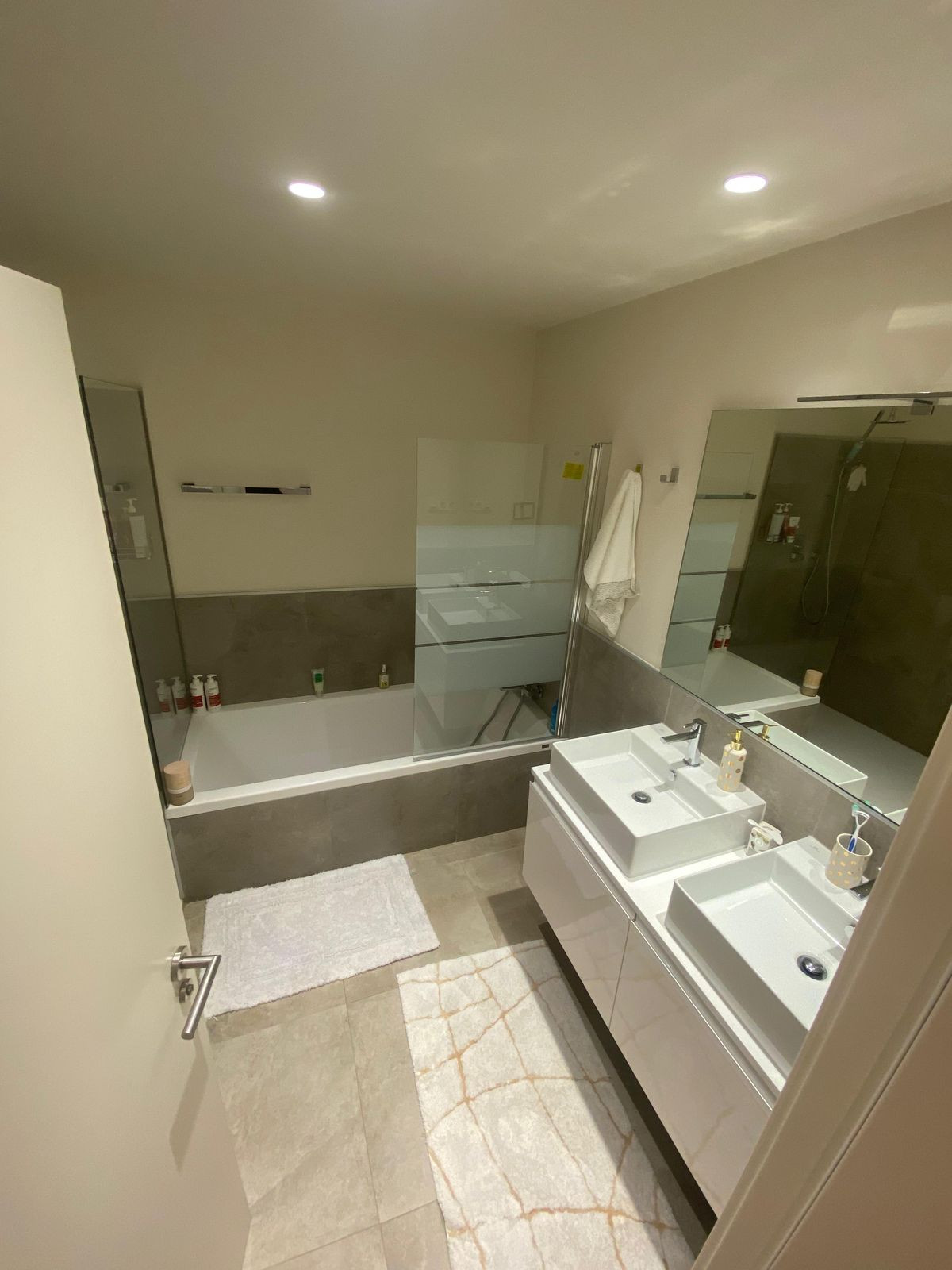 Se vende Apartamento Planta Baja de 2 dormitorios en Costa Del Sol, Málaga, España