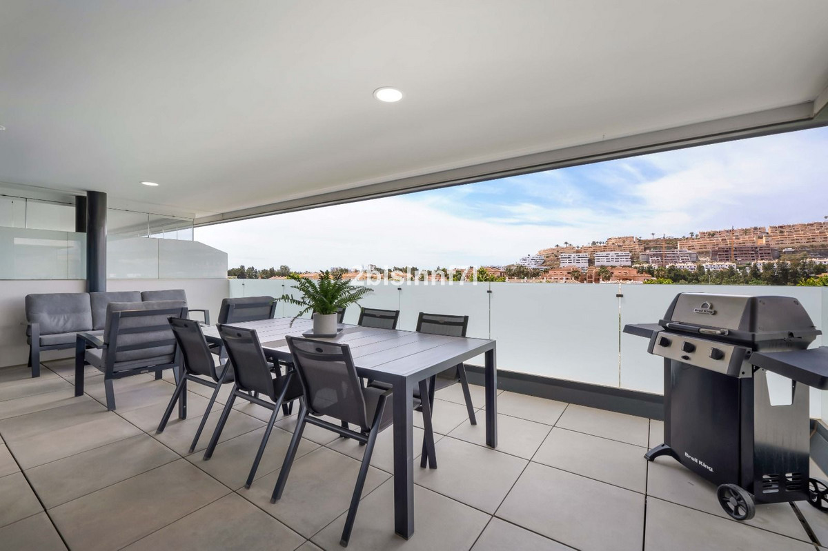 3 Bed Apartment for sale in La Cala De Mijas Costa Del Sol, Málaga, Spain