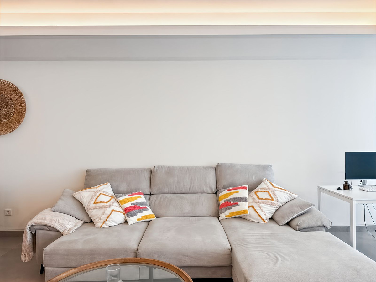 2 Bed Apartment for sale in Estepona Costa Del Sol, Málaga, Spain