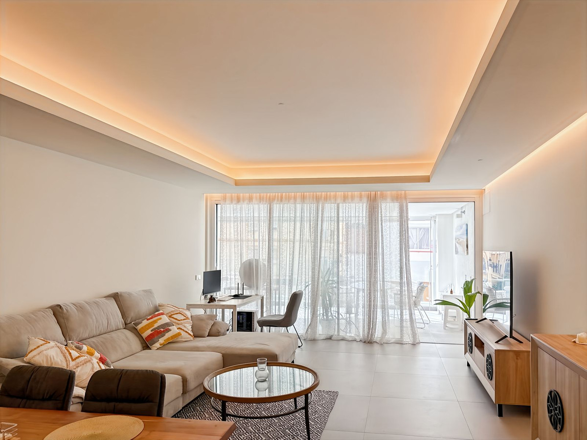 2 Bed Apartment for sale in Estepona Costa Del Sol, Málaga, Spain