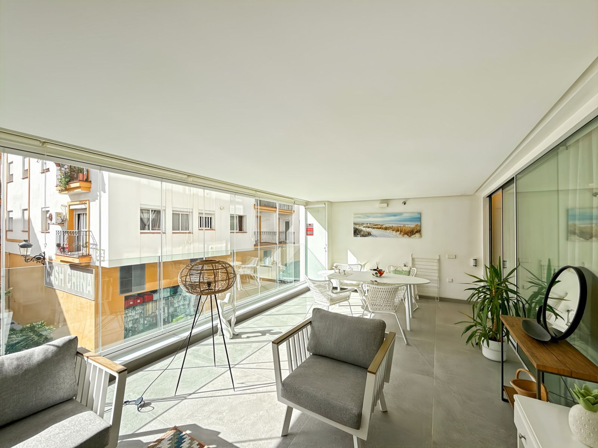 2 Bed Apartment for sale in Estepona Costa Del Sol, Málaga, Spain