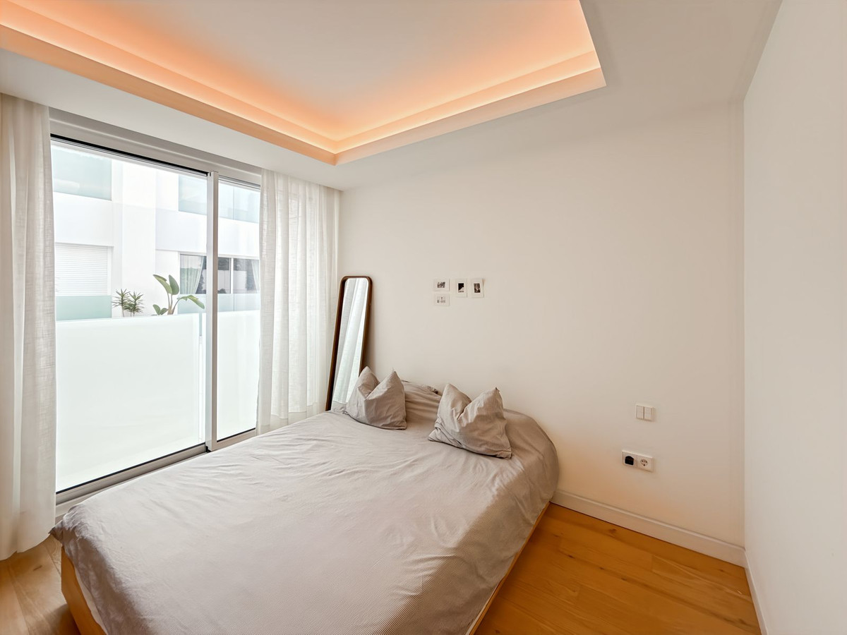 2 Bed Apartment for sale in Estepona Costa Del Sol, Málaga, Spain
