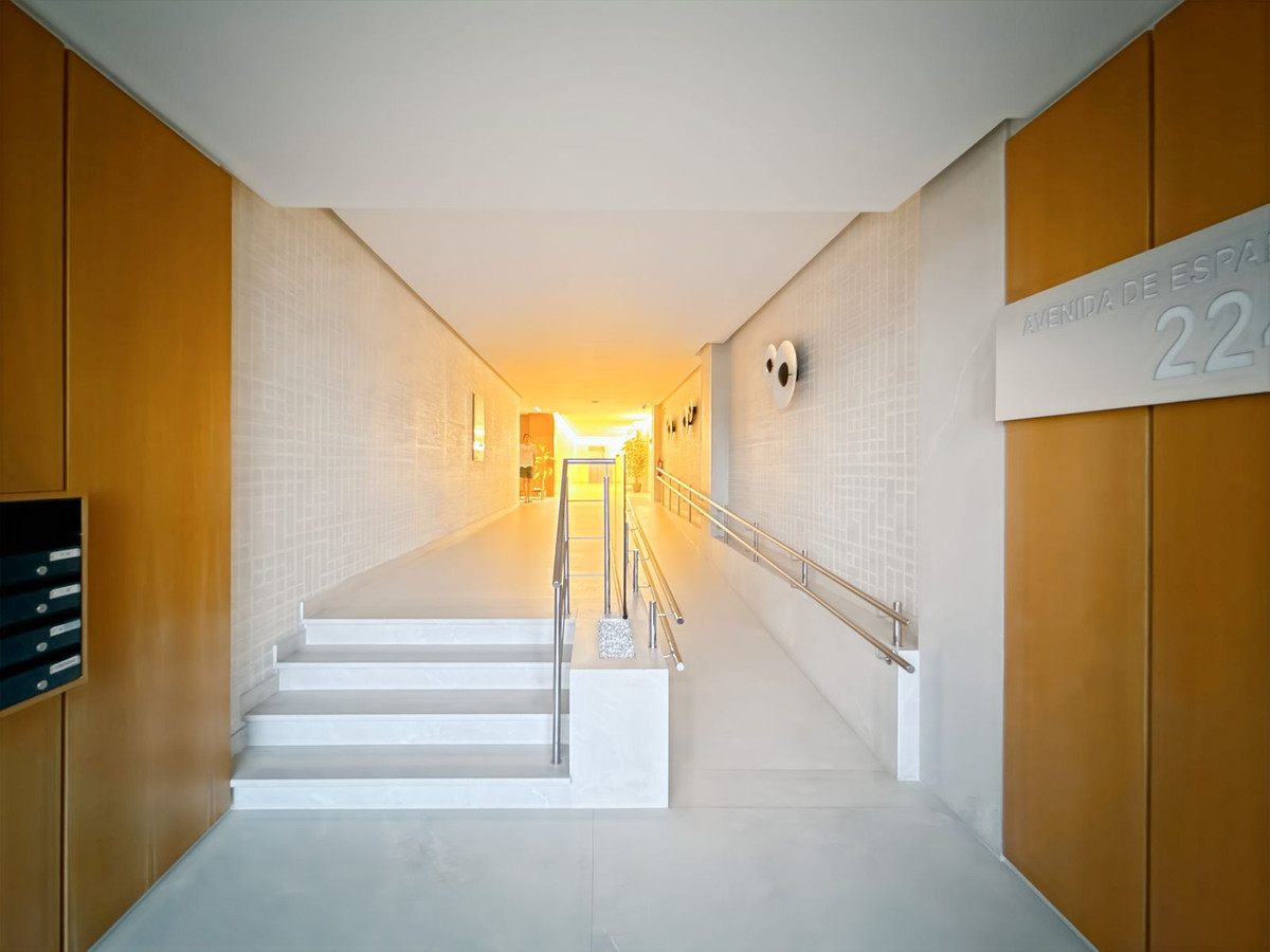 2 Bed Apartment for sale in Estepona Costa Del Sol, Málaga, Spain