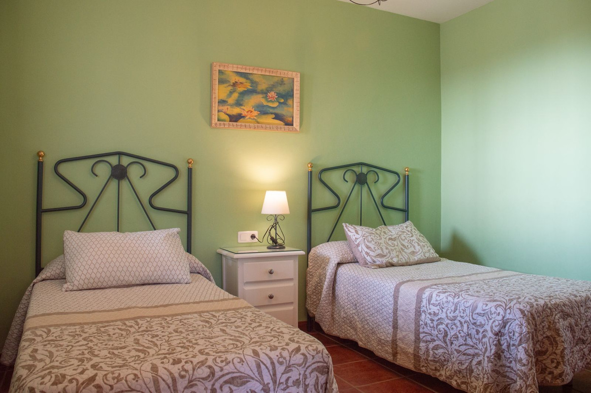 4 Bed Townhouse for sale in Frigiliana Costa Del Sol East, Málaga, Spain