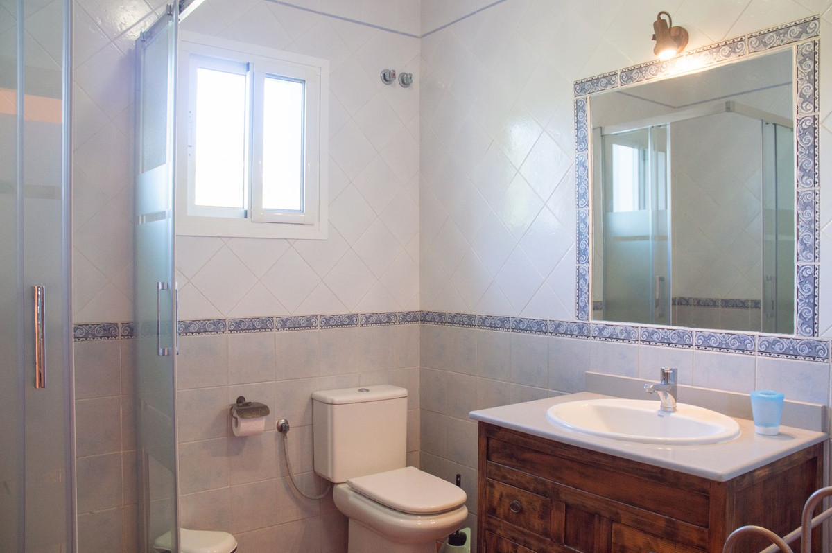 4 Bed Townhouse for sale in Frigiliana Costa Del Sol East, Málaga, Spain