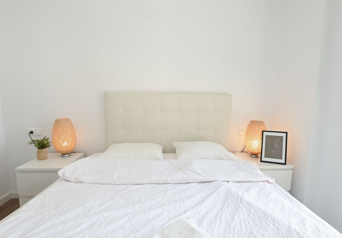 Se vende Apartamento Planta Media de 2 dormitorios en Costa Blanca, Alicante, España