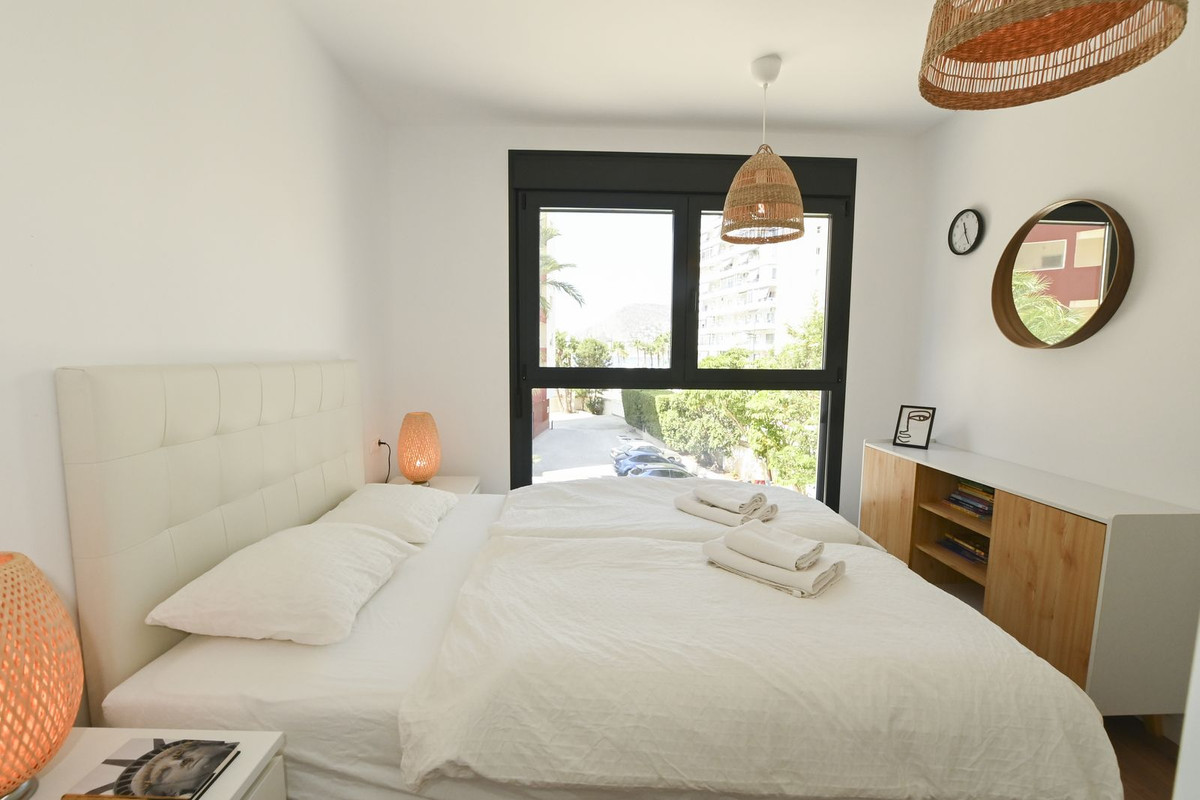 Se vende Apartamento Planta Media de 2 dormitorios en Costa Blanca, Alicante, España