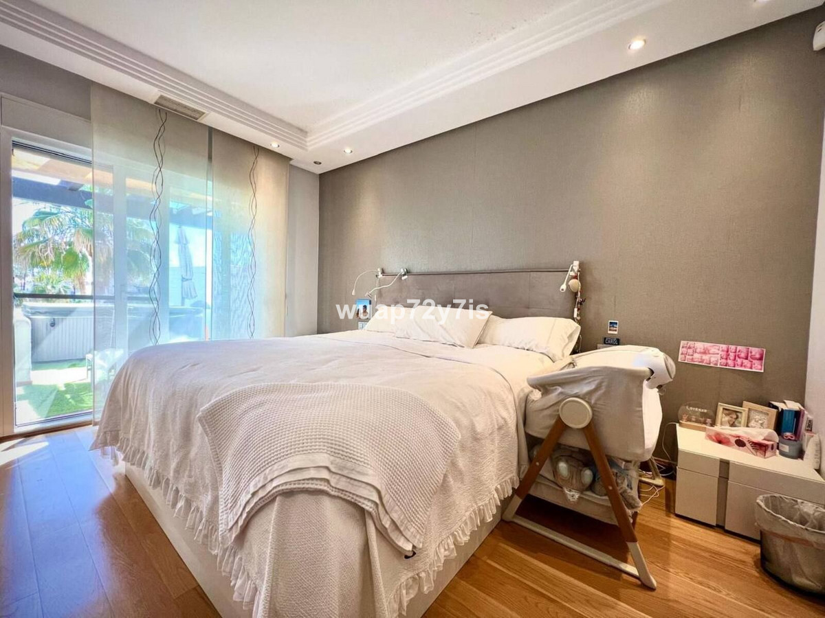 4 Bed Townhouse for sale in Estepona Costa Del Sol, Málaga, Spain