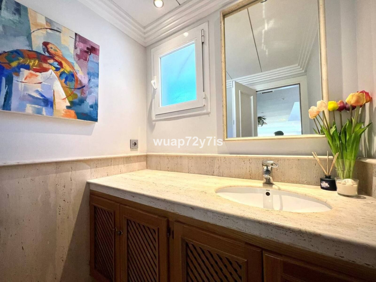 4 Bed Townhouse for sale in Estepona Costa Del Sol, Málaga, Spain