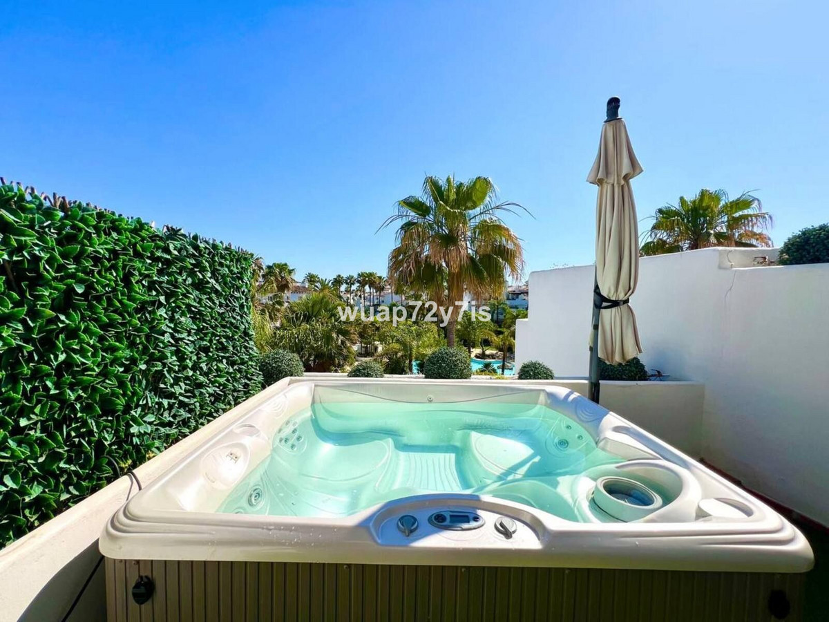4 Bed Townhouse for sale in Estepona Costa Del Sol, Málaga, Spain