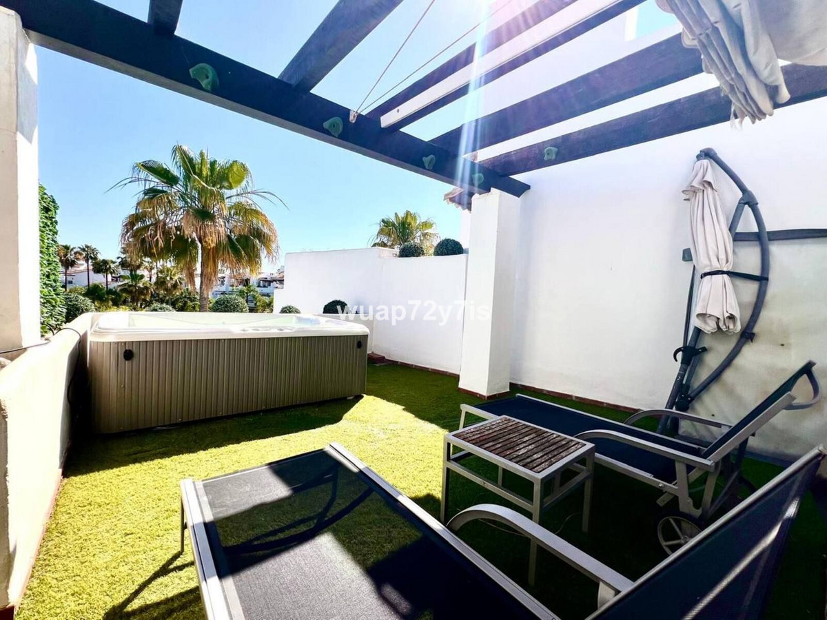 4 Bed Townhouse for sale in Estepona Costa Del Sol, Málaga, Spain
