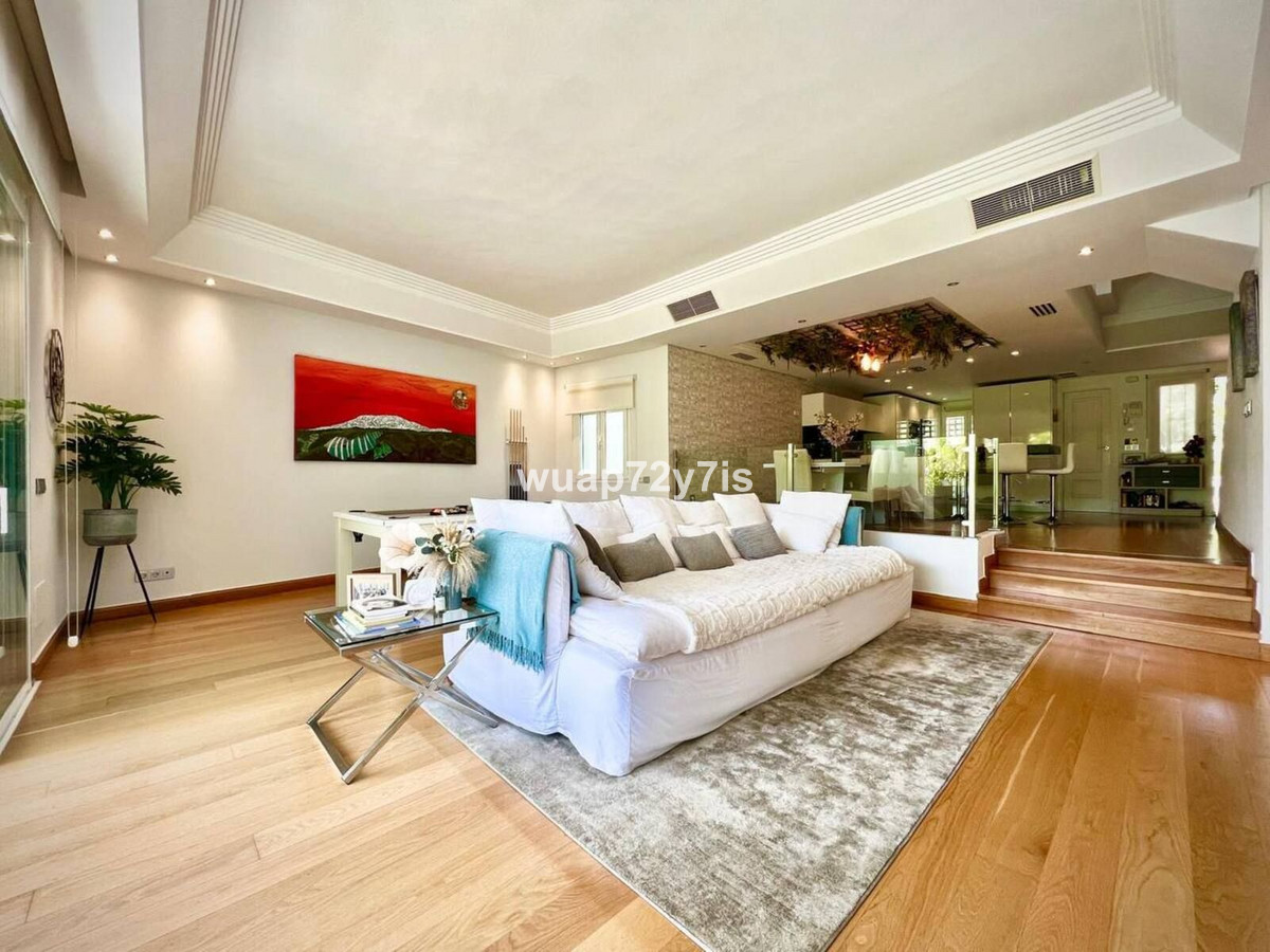 4 Bed Townhouse for sale in Estepona Costa Del Sol, Málaga, Spain