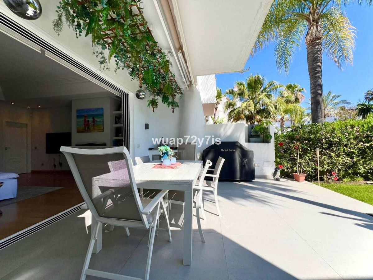 4 Bed Townhouse for sale in Estepona Costa Del Sol, Málaga, Spain