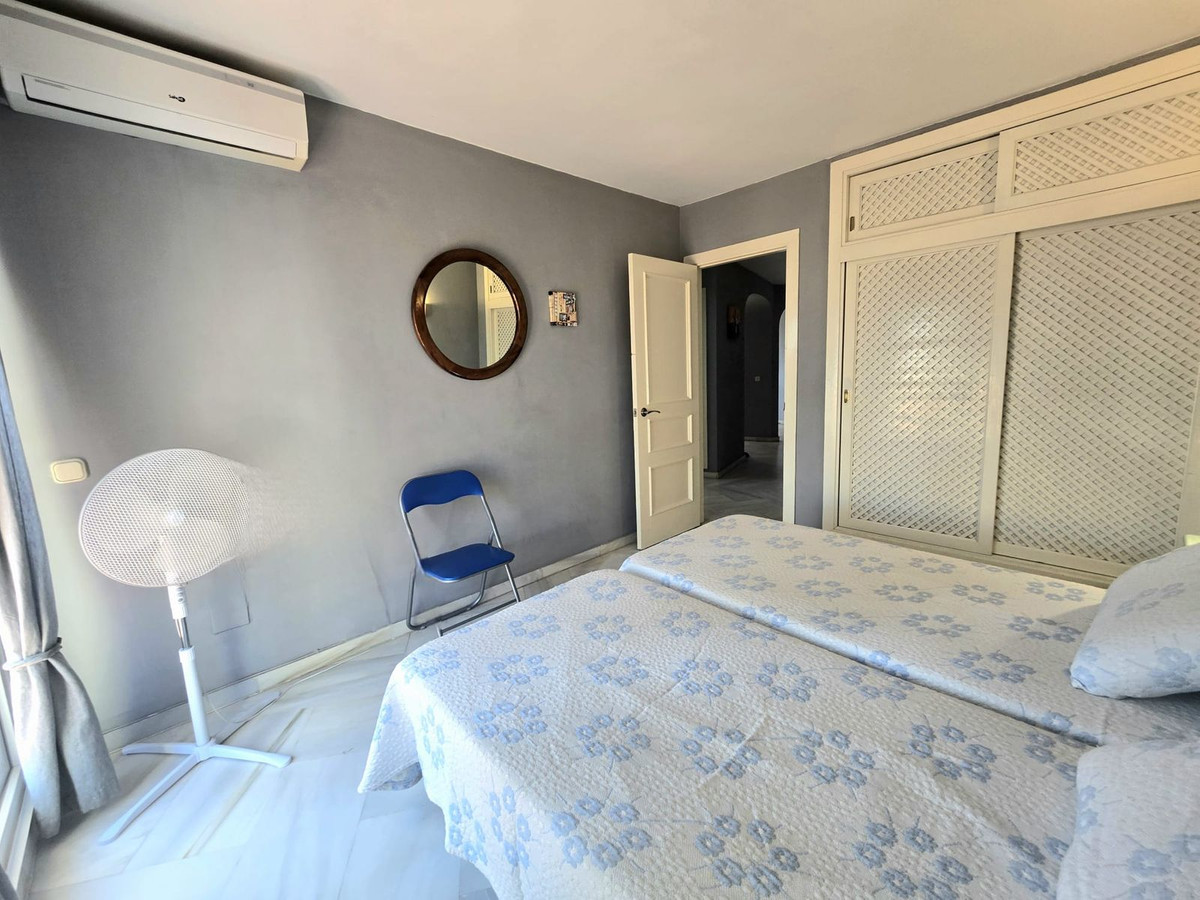 3 Bed Apartment for sale in Benalmadena Costa Costa Del Sol, Málaga, Spain
