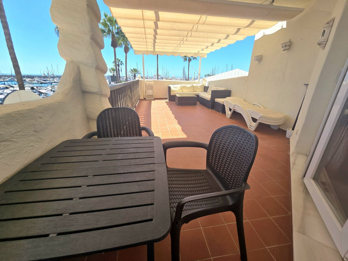 3 Bed Apartment for sale in Benalmadena Costa Costa Del Sol, Málaga, Spain