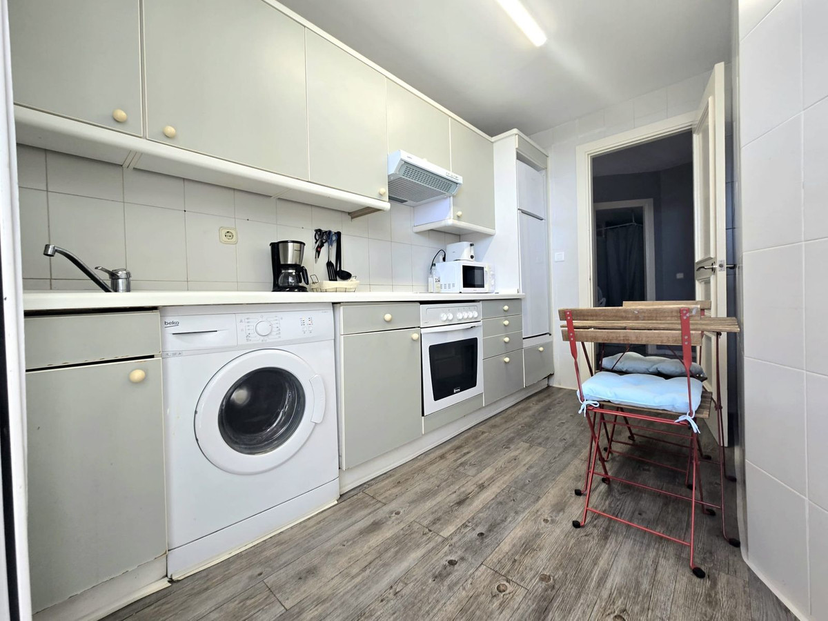 3 Bed Apartment for sale in Benalmadena Costa Costa Del Sol, Málaga, Spain