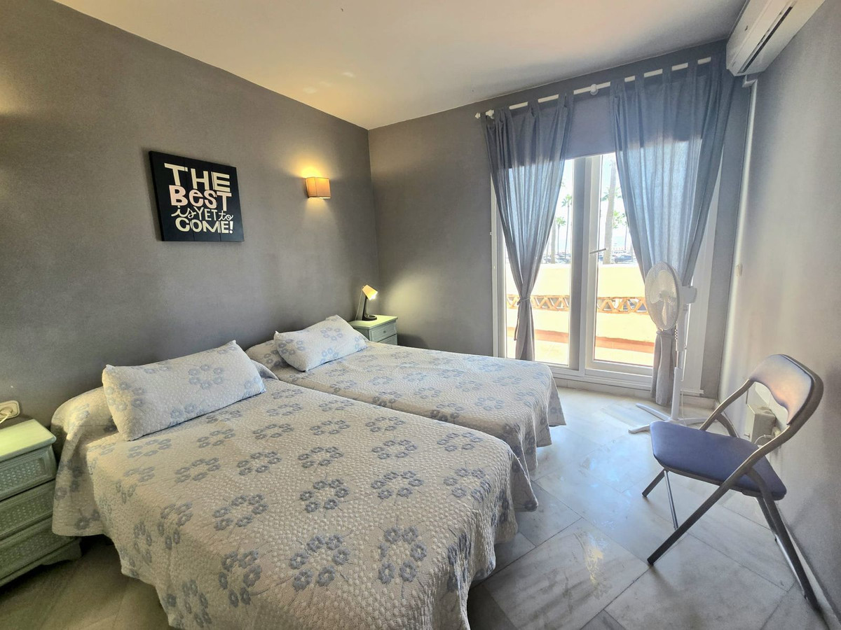 3 Bed Apartment for sale in Benalmadena Costa Costa Del Sol, Málaga, Spain