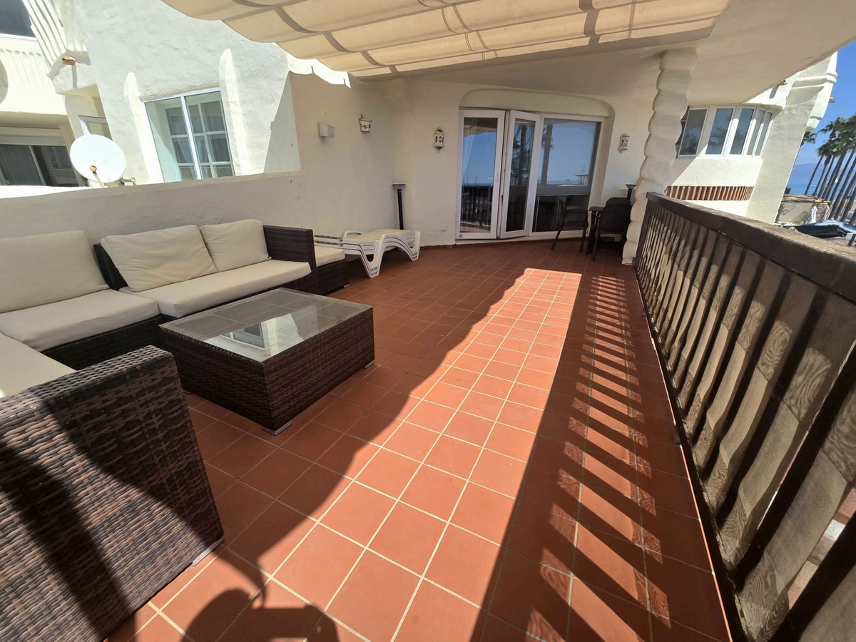 3 Bed Apartment for sale in Benalmadena Costa Costa Del Sol, Málaga, Spain