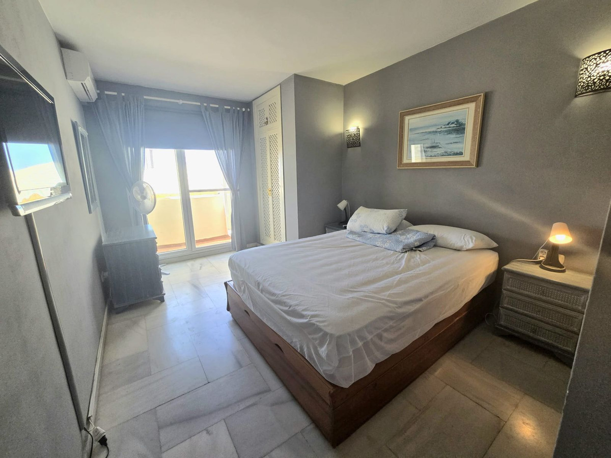 3 Bed Apartment for sale in Benalmadena Costa Costa Del Sol, Málaga, Spain