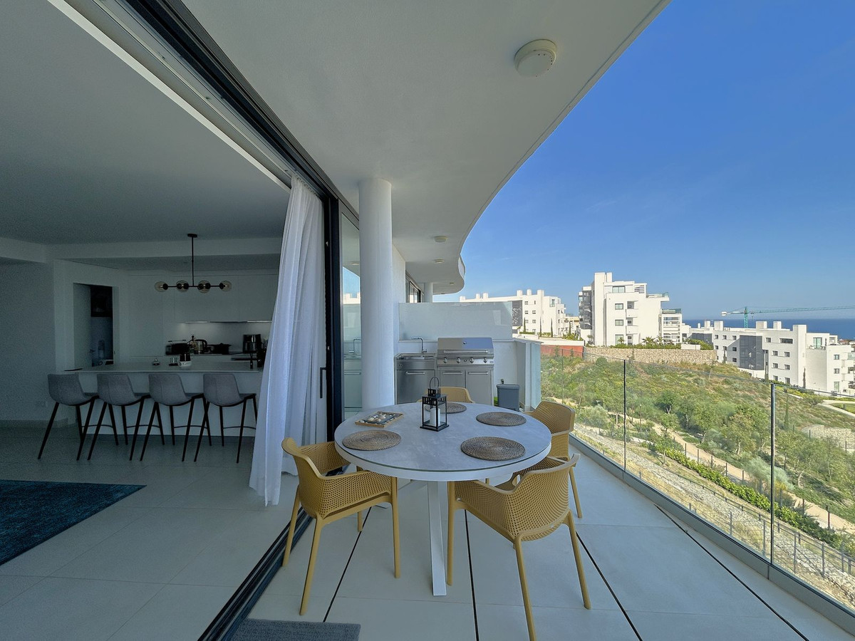 2 Bed Apartment for sale in Higueron Costa Del Sol, Málaga, Spain