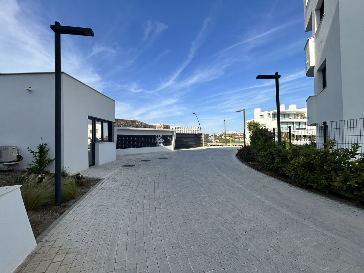 2 Bed Apartment for sale in Higueron Costa Del Sol, Málaga, Spain