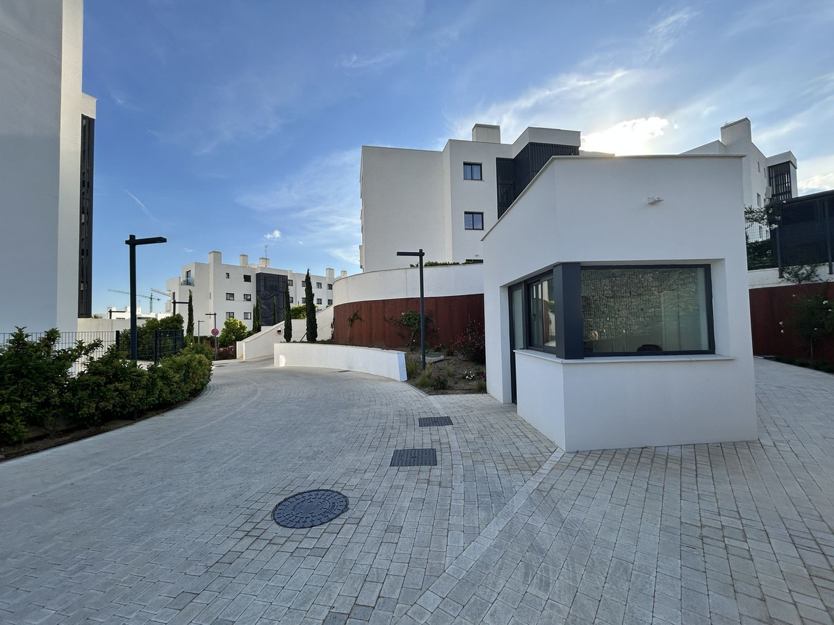 2 Bed Apartment for sale in Higueron Costa Del Sol, Málaga, Spain