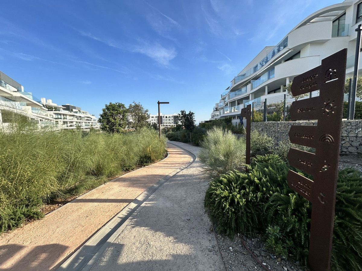 2 Bed Apartment for sale in Higueron Costa Del Sol, Málaga, Spain
