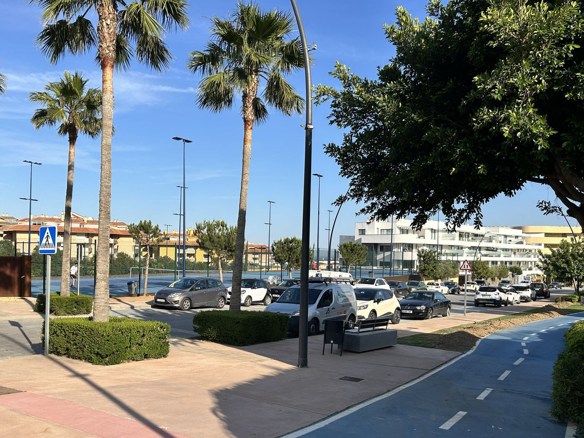 2 Bed Apartment for sale in Higueron Costa Del Sol, Málaga, Spain