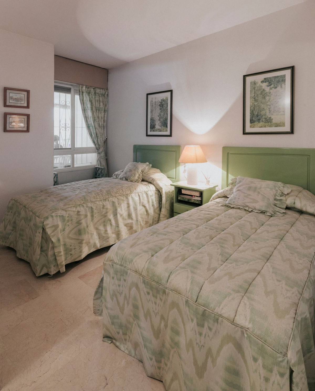 2 Bed Apartment for sale in Estepona Costa Del Sol, Málaga, Spain
